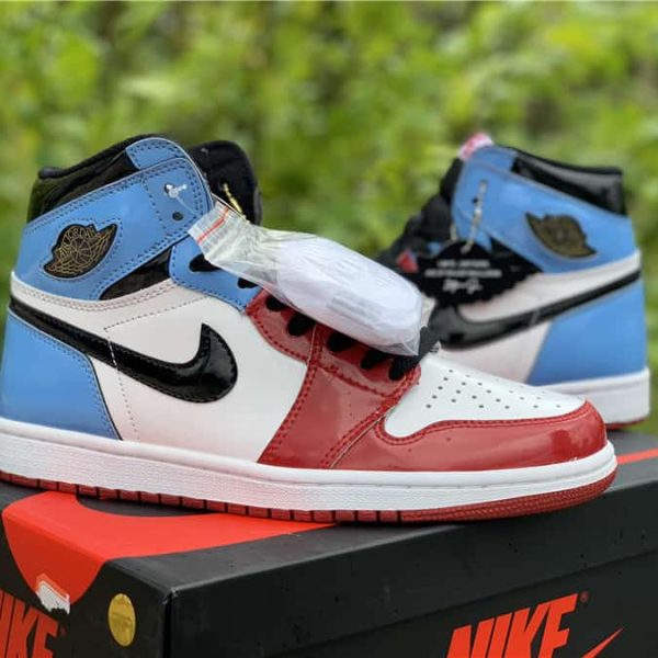 Nike Air Jordan 1 Retro High OG Fearless