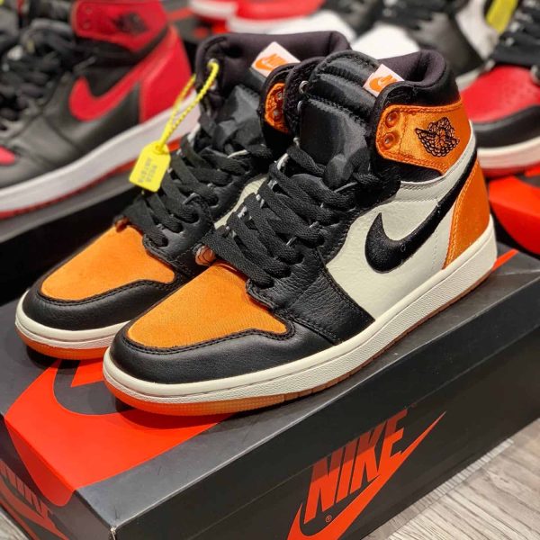 Nike Air Jordan 1 Retro "Shattered Backboard"