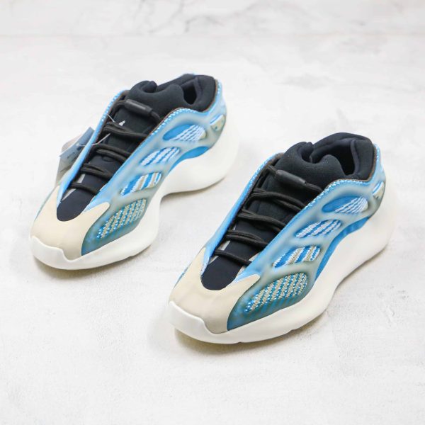 Adidas Yeezy 700 V3 Arzareth