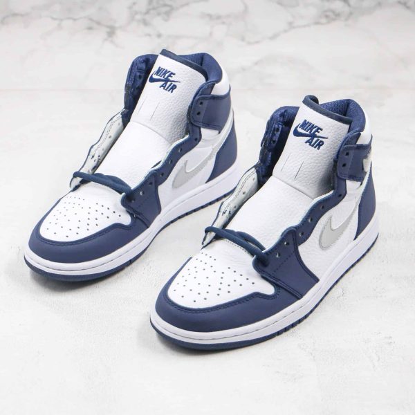 Nike Air Jordan 1 High Midnight Navy