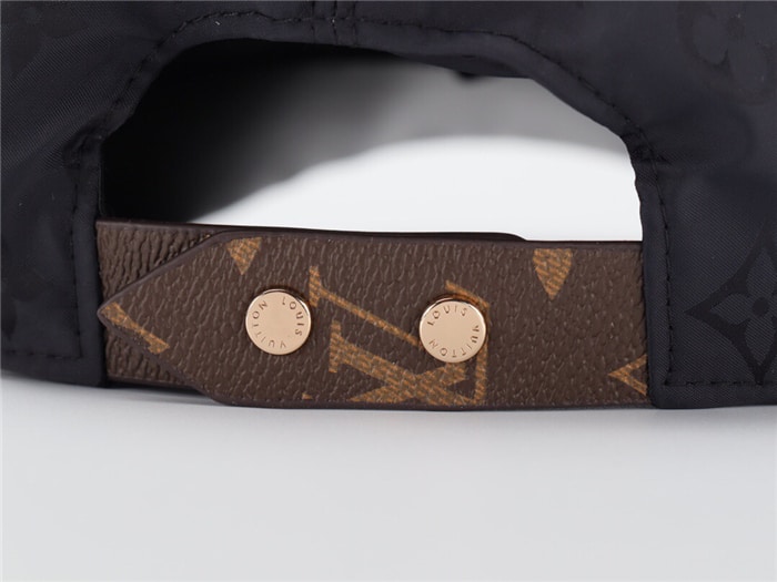 Gorras Louis Vuitton Originales *RD$: 1,999 #gorras #gorra  #gorralouisvuitton #gorrasoriginales #louisvuitton #tiendaonline…