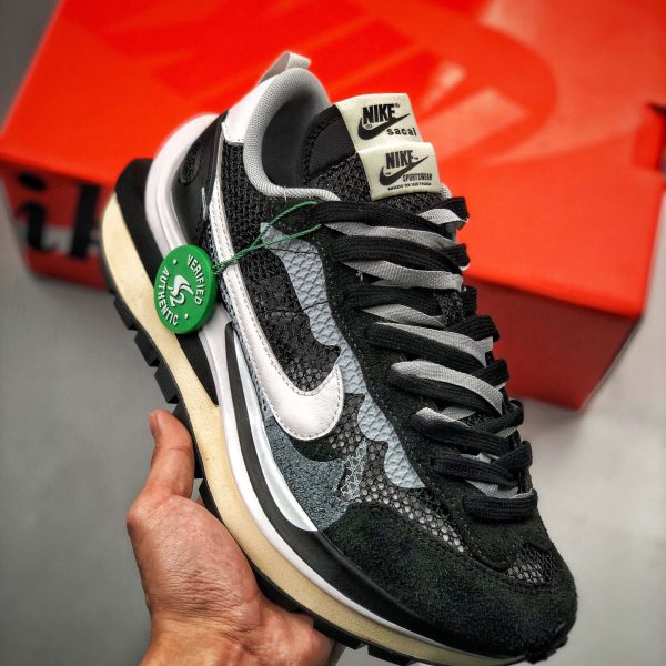 Nike Pegasus x Sacai Vaporfly NC3TD8