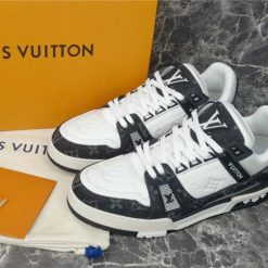 Louis Vuitton Runner Tatic Denim Noir — TrapXShop