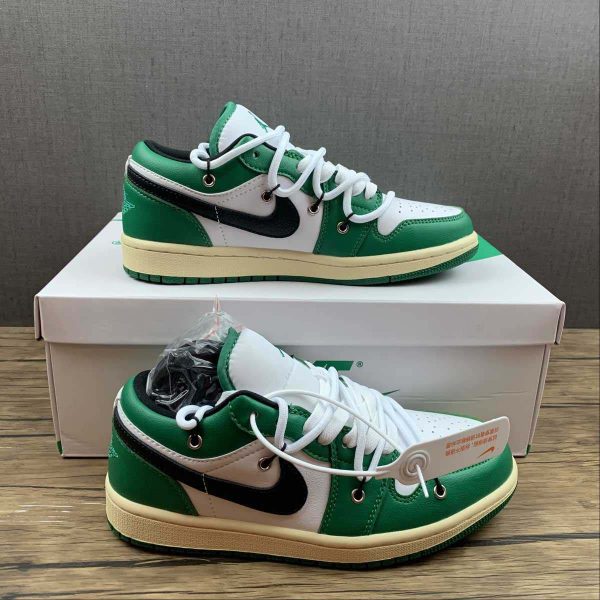 Nike Air Jordan 1 Low SB8DWJ