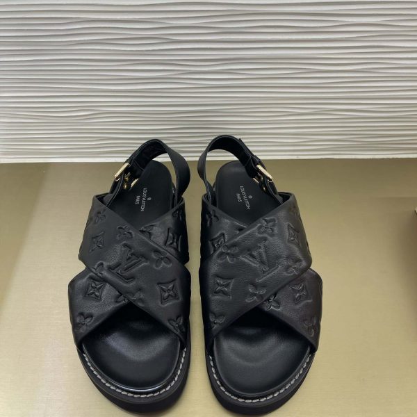 Louis Vuitton V9QJ6C