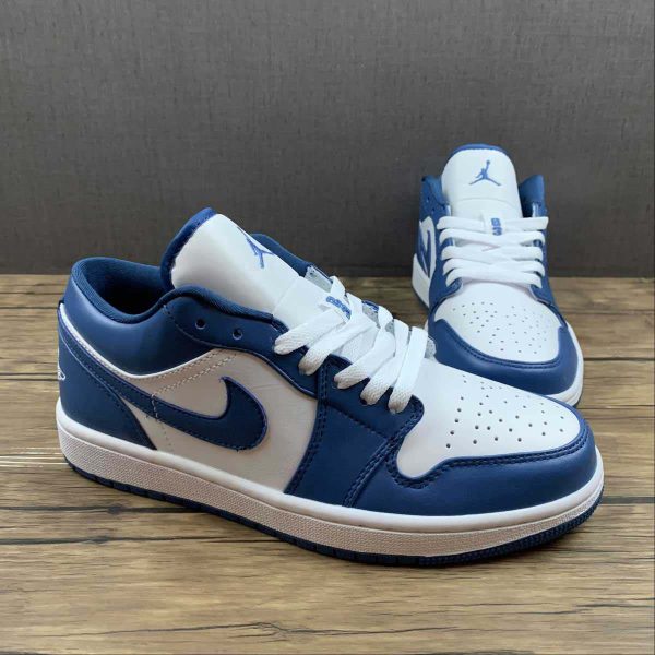 Nike Air Jordan 1 Low SE Industrial Blue