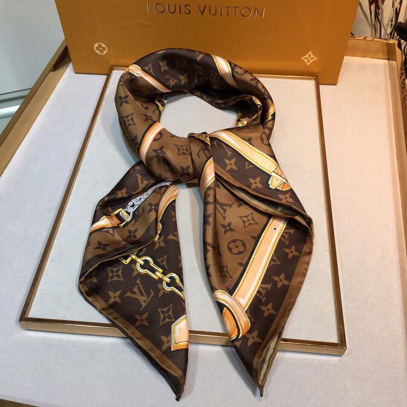 Kit Invierno Gorro Guantes Bufanda Louis Vuitton AQSVG4 — TrapXShop