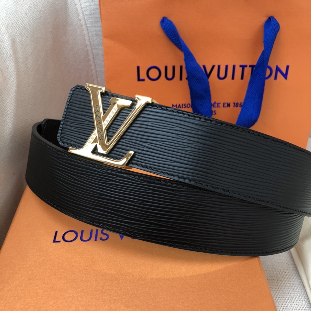 Cinturones Louis vuitton Dorado talla 75 cm de en Charol - 27822046