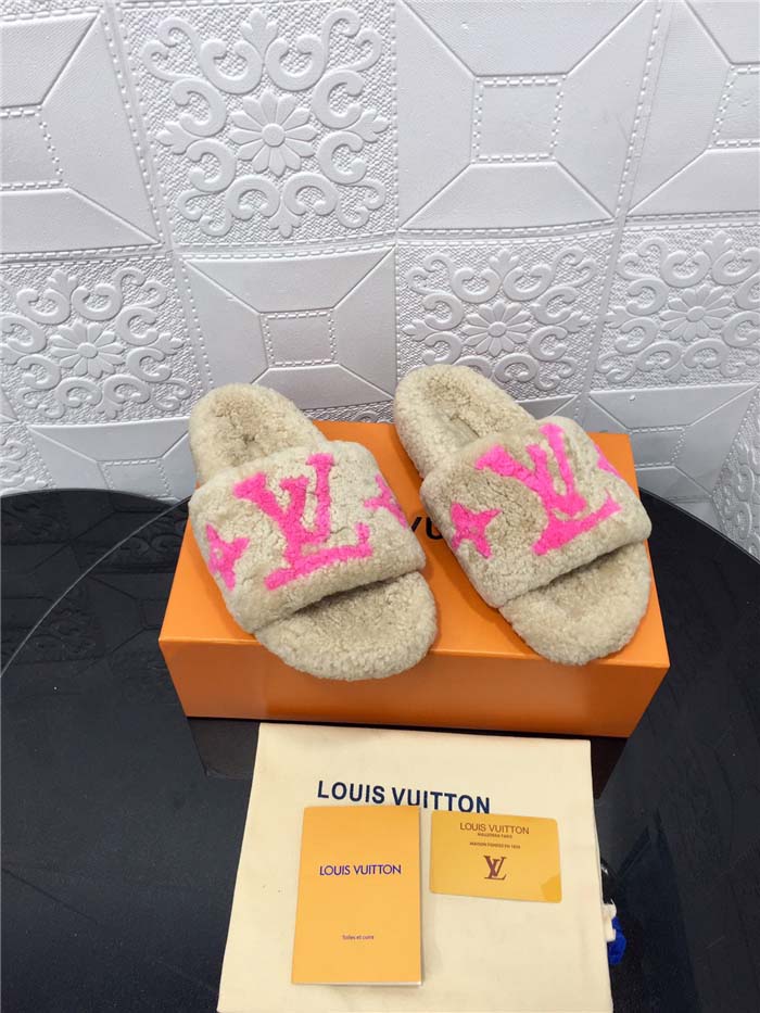 Louis Vuitton Batignolles Newgrounds | semashow.com