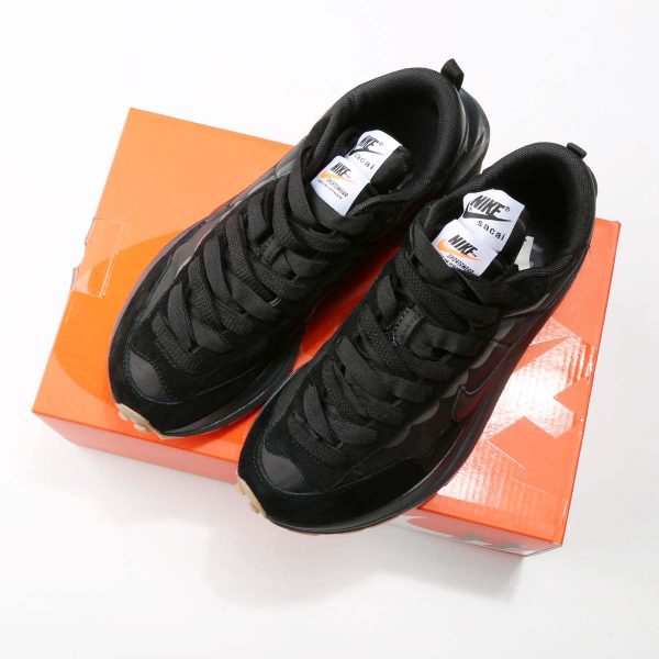 Nike Sacai x Vaporwaffle Black Gum P6TCYF