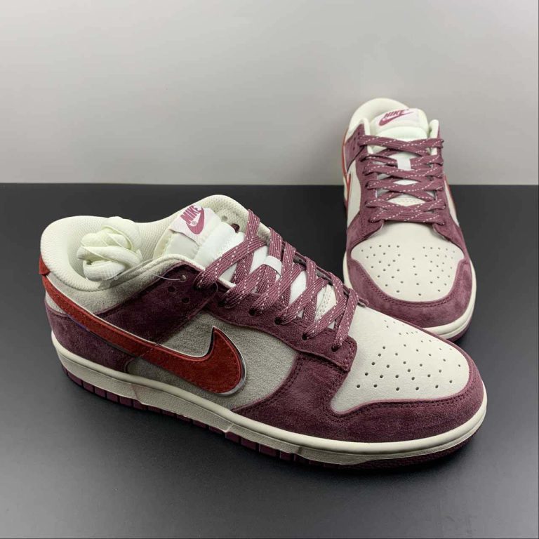 Nike SB Dunk Low x Katsuhiro Otomo Steamboy OST