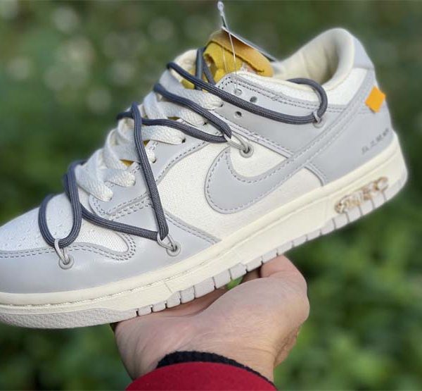 Nike SB Dunk Low x Off-White Lot 41 of 50