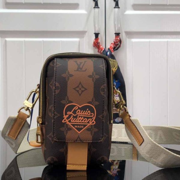 Riñonera Louis Vuitton x Nigo Flap Double Phone Pouch Brown