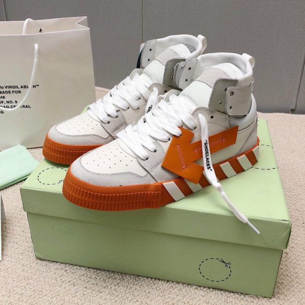 Off-White Vulcanized Leather DCMP23