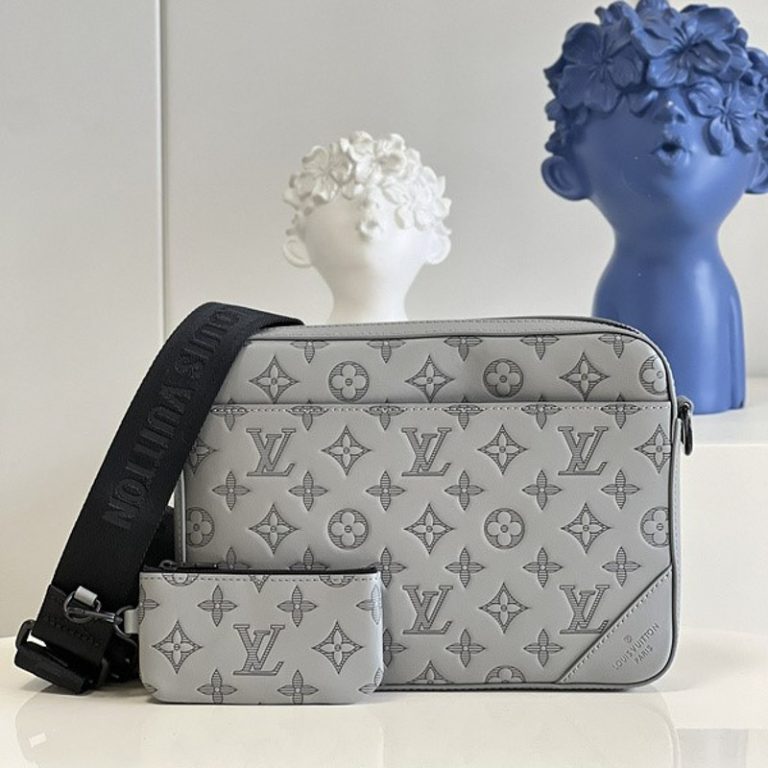Bolso Louis Vuitton SZB61N
