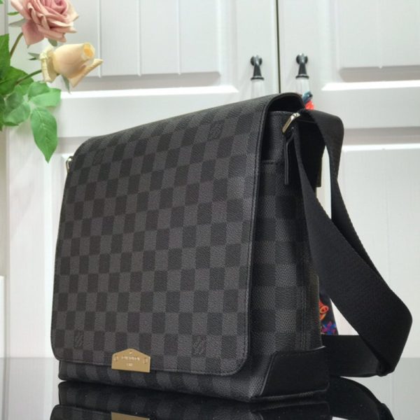 Bolso Louis Vuitton SZB69N