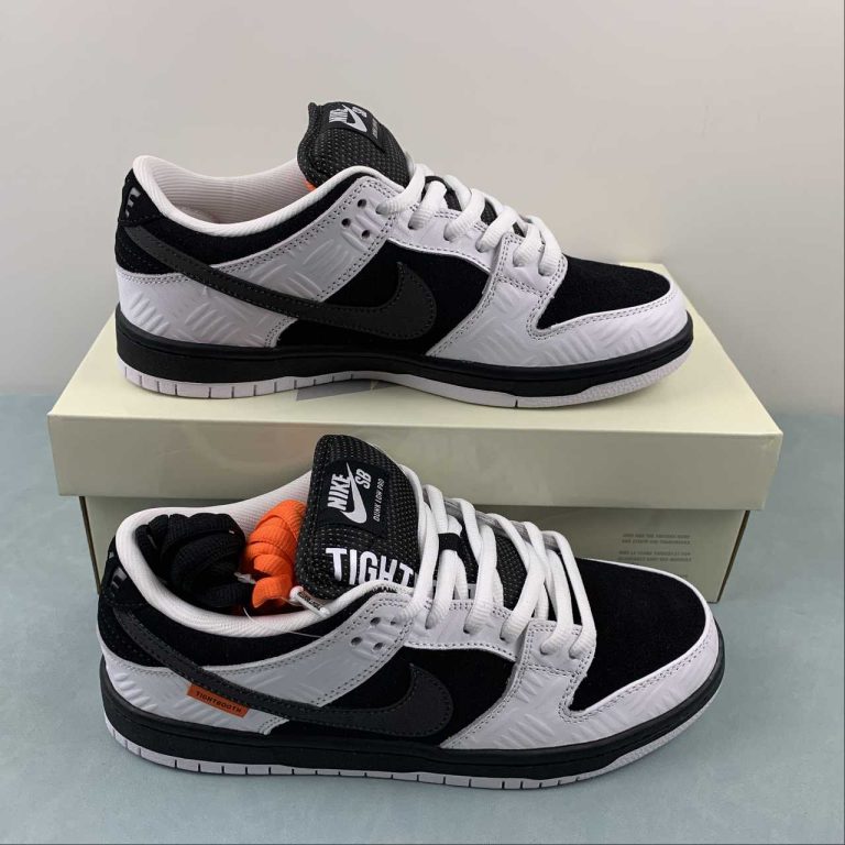 Nike SB Dunk Low x Tightbooth