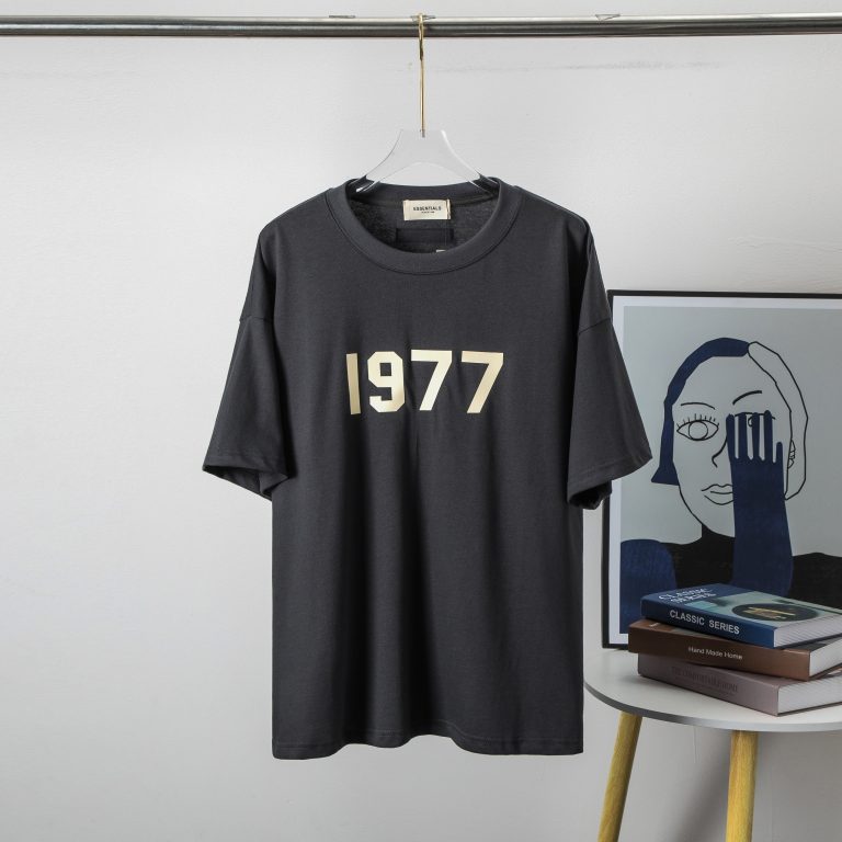 Camiseta Fear of God Essentials WFDS4R
