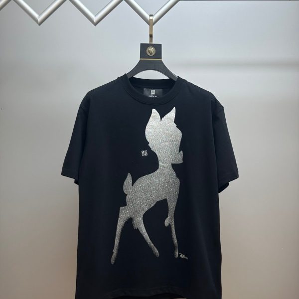 Camiseta Givenchy 6SCLPM