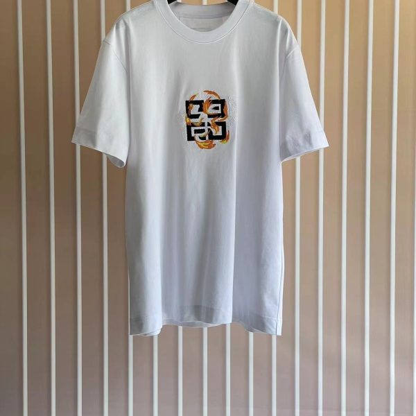 Camiseta Givenchy HJPH8T