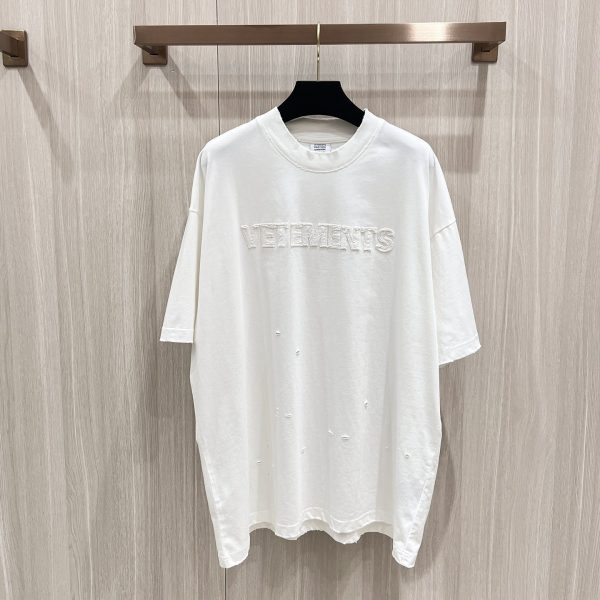 Camiseta Vetements PAE4SE (2COLORES)