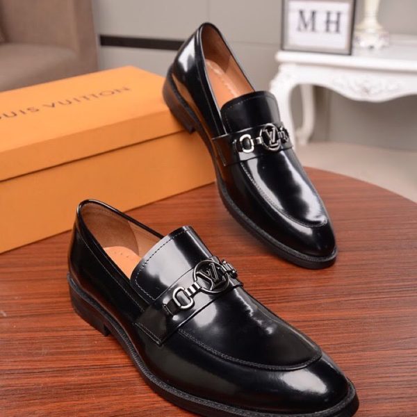 Louis Vuitton J1SBFY