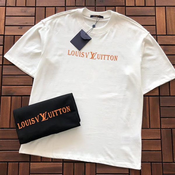 Camiseta Louis Vuitton 7HK7ET (2COLORES)