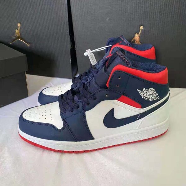 Air Jordan 1 Mid FJEK3