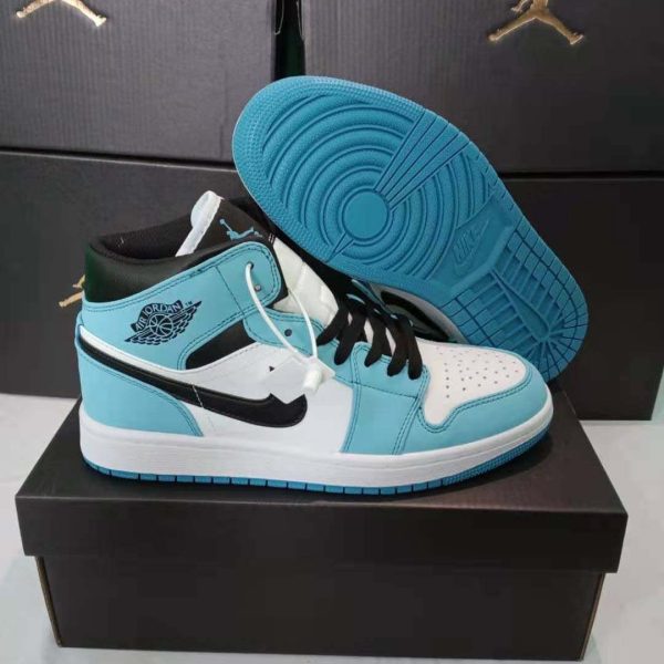 Air Jordan 1 Mid AICEH