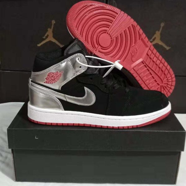 Air Jordan 1 MID RHSUJP