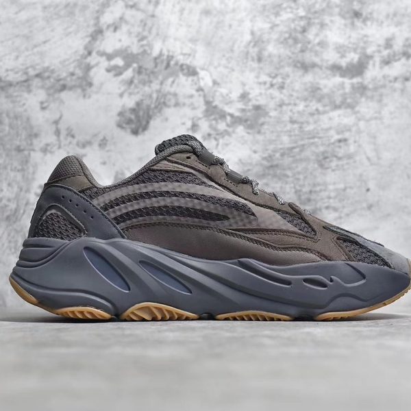 Adidas Yeezy 700 V2 Geod