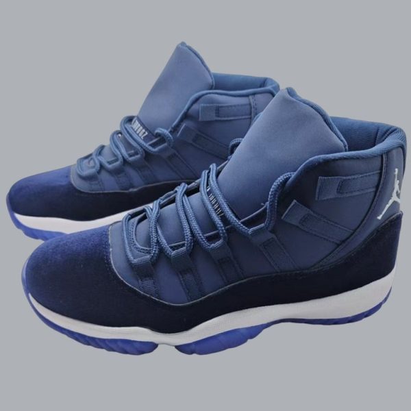 Air Jordan 11 Velvet WMNS ''Midnight Navy''