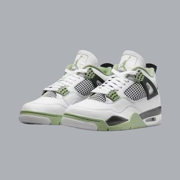 Air Jordan 4 Retro ''Seafoam''