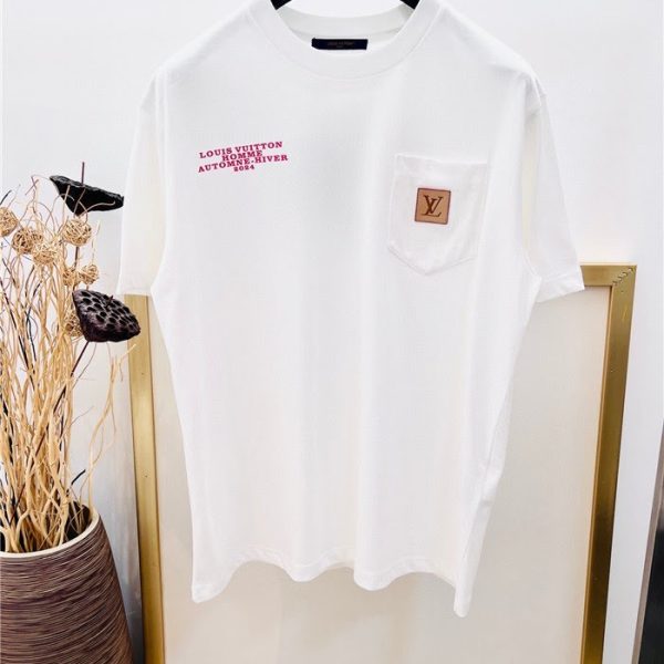 Camiseta Louis Vuitton QU6YPA OG QUALITY 1.1 (2COLORES)
