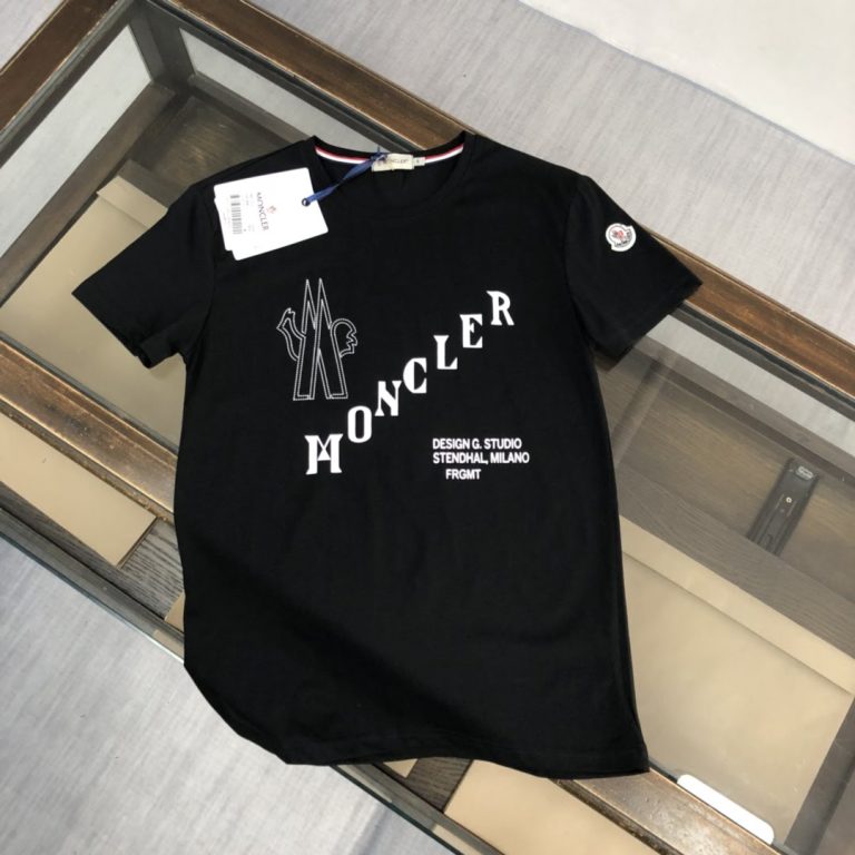 Camiseta Moncler C4CYXA (2COLORES)