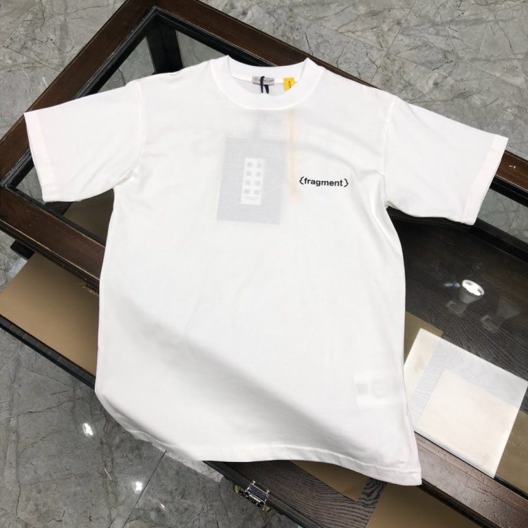 Camiseta Fragment x Moncler UP3LCU
