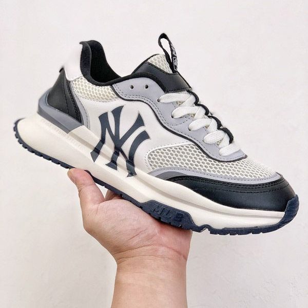 MLB New York Yankees Chunky Runner B0N4HE