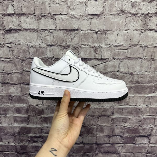 Nike Air Force 1 '07 ''White Black Outline''