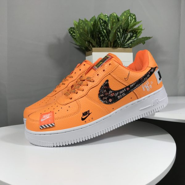 Nike Air Force 1 Low AF1493