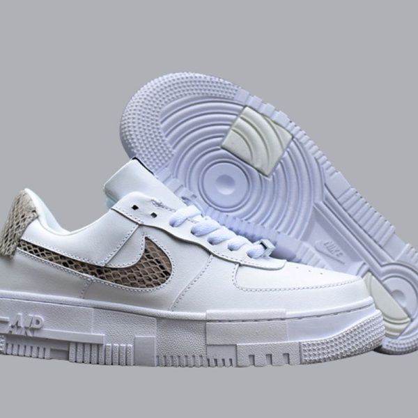 Nike Air Force 1 Low Pixel SE R6KXXM