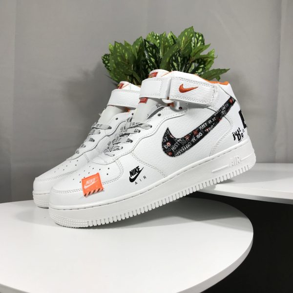 Nike Air Force 1 Mid AF1496