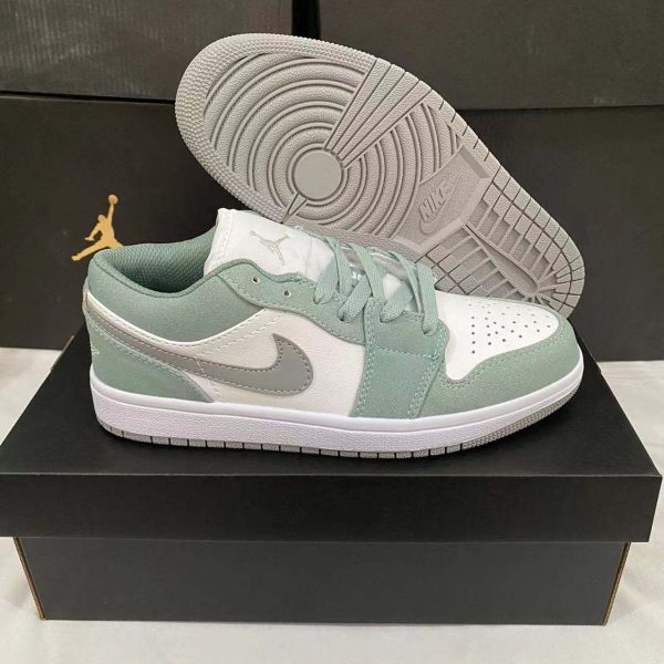 Nike Air Jordan 1 7MR9S3