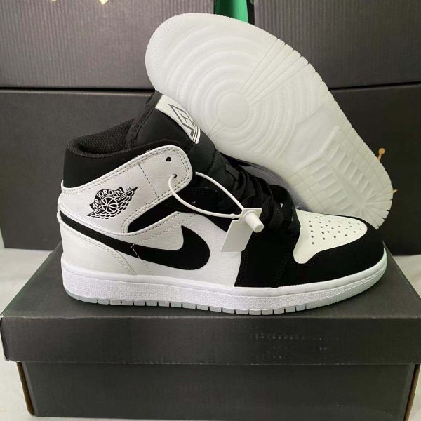 Nike Air Jordan 1 AYH2KT