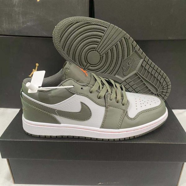 Nike Air Jordan 1 Low M575LN