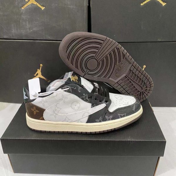 Nike Air Jordan 1 Low X Travis Scott 9AD7KE