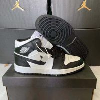 Nike Air Jordan 1 NJ73Y8