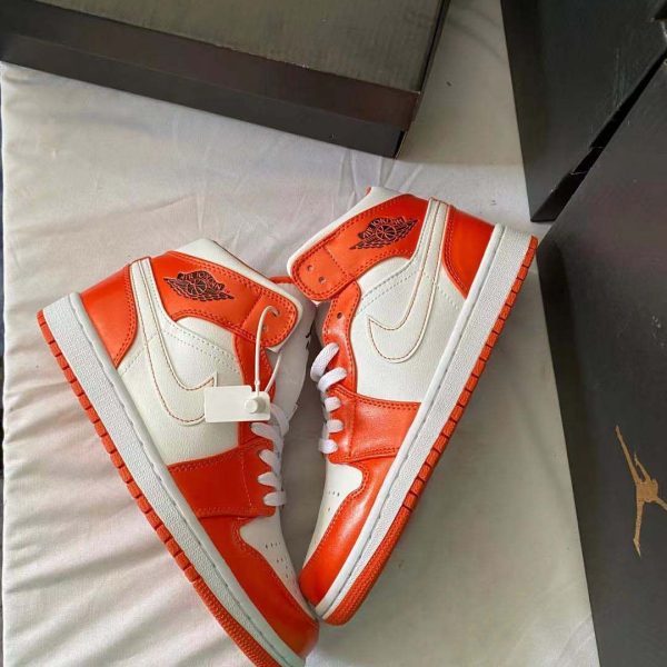 Nike Air Jordan 1 VVPBCY