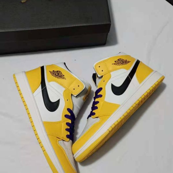 Nike Air Jordan 1 YZC7DN