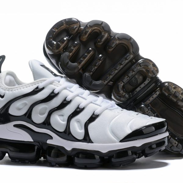 Nike Air VaporMax Plus CL486E