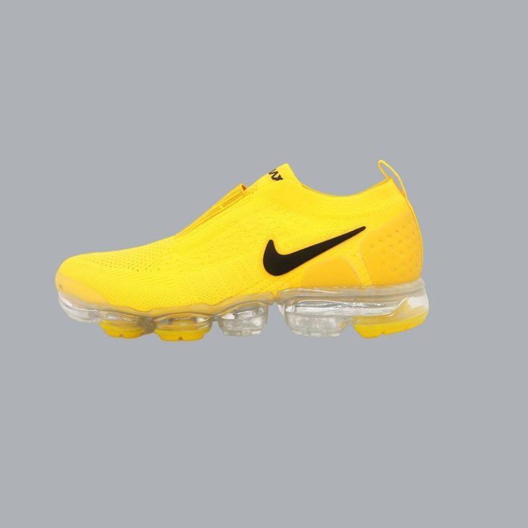 Nike Air VaporMax Moc 2 ''University Gold''